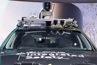 无人驾驶汽车的关键技术及使用的传感器