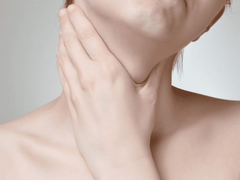 喉咙下方锁骨中部疼痛的治疗