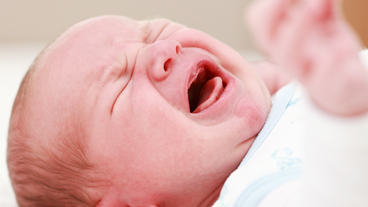婴儿中耳炎是怎么回事