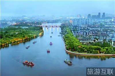 泰州凤城河风景区龙舟体验